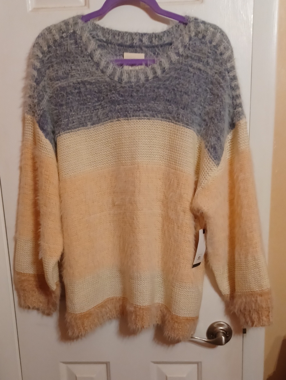 Rip Curl Fuzzy Colorblock Crew Sweater in Gray and Cream